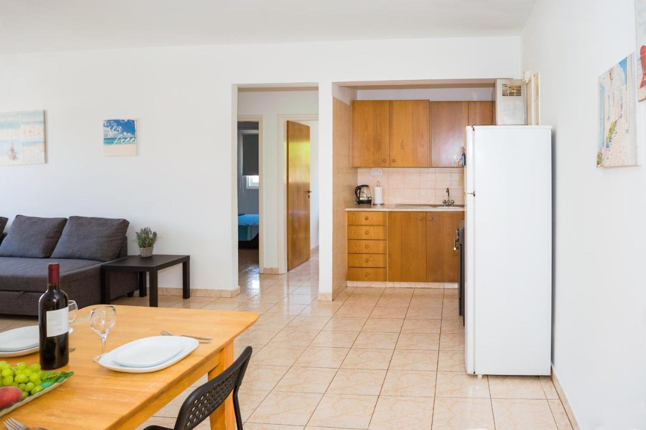 איה נאפה Mynapa Apartments מראה חיצוני תמונה