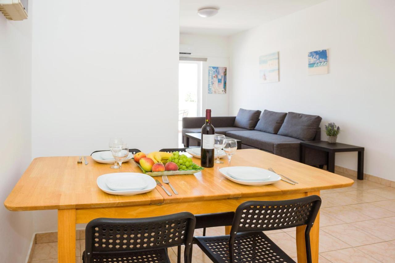 איה נאפה Mynapa Apartments מראה חיצוני תמונה