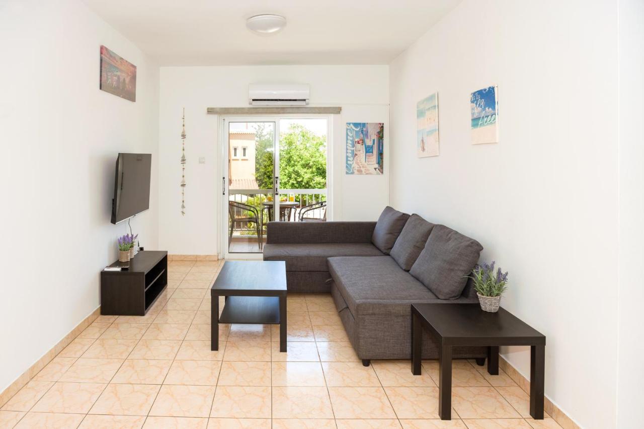 איה נאפה Mynapa Apartments מראה חיצוני תמונה