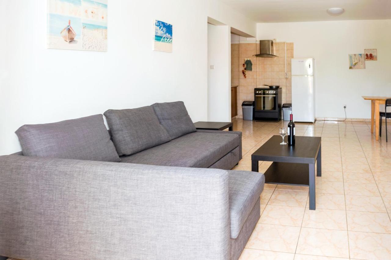 איה נאפה Mynapa Apartments מראה חיצוני תמונה